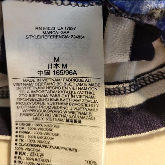 Gap mid Sleeve top Women's medium blue floral/ black & white striped preo-owned - Picture 5 of 6